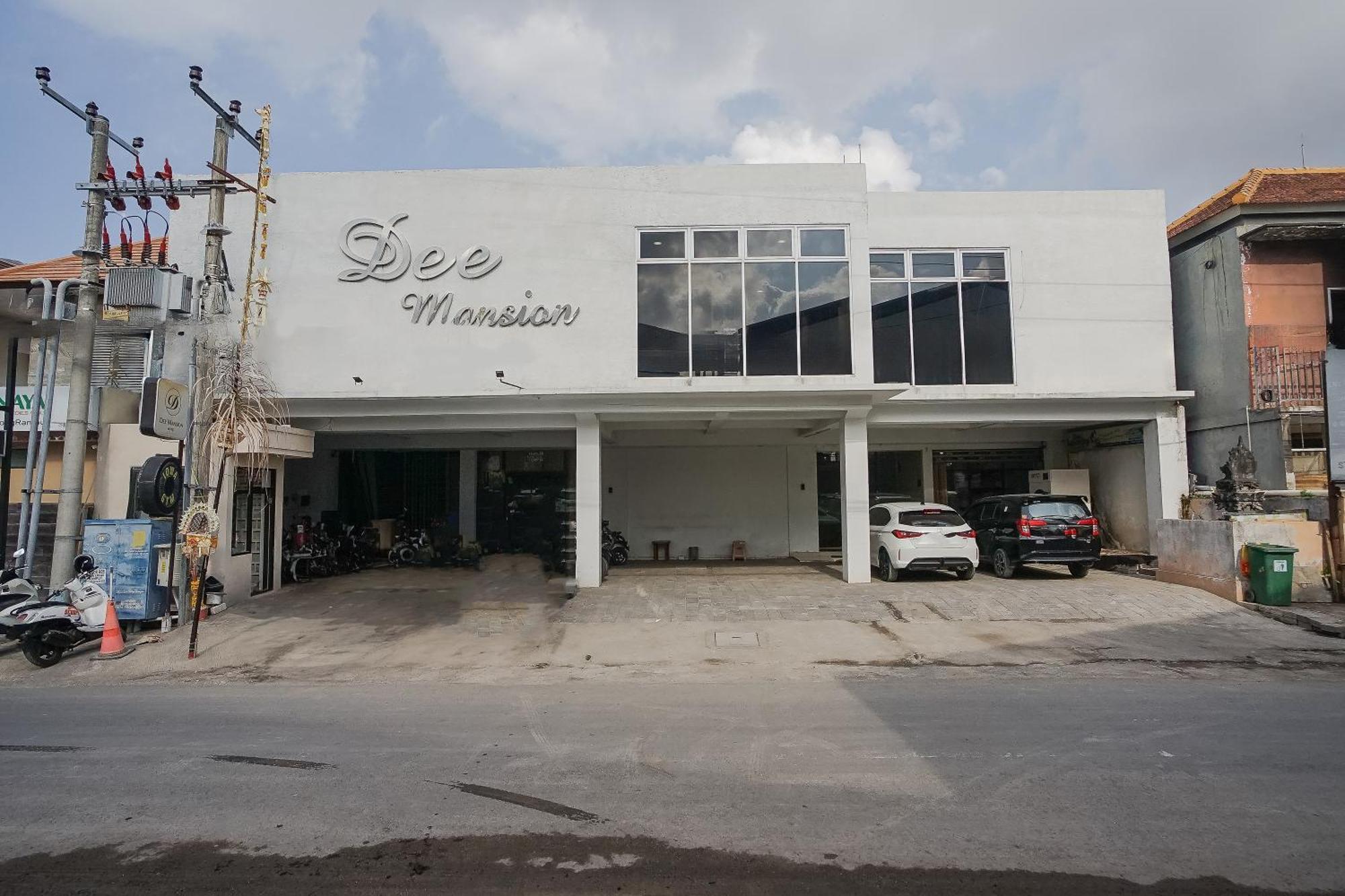 Dee Mansion Hotel Denpasar Kültér fotó